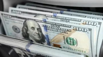 تطورات سعر الدولار مقابل الجنيه المصري في تعاملات الجمعة 6 مارس 2026